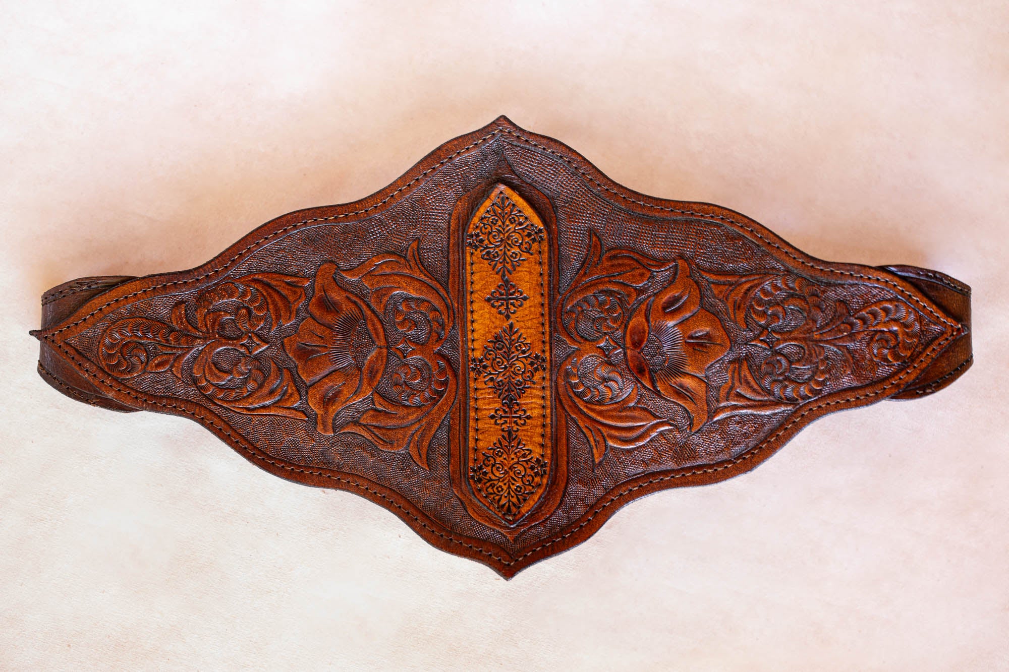 Vintage Buffalo Girl Western Queen Waist Belt