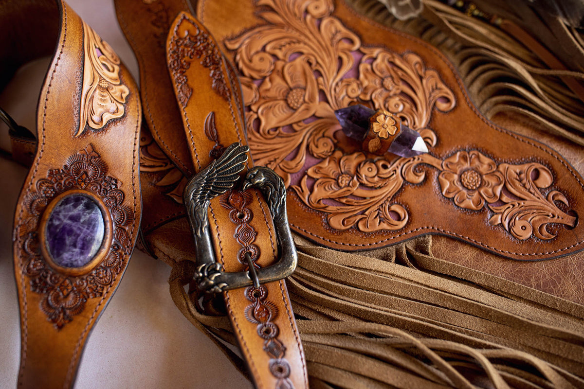 Dusty Mountain Bag with Amethyst