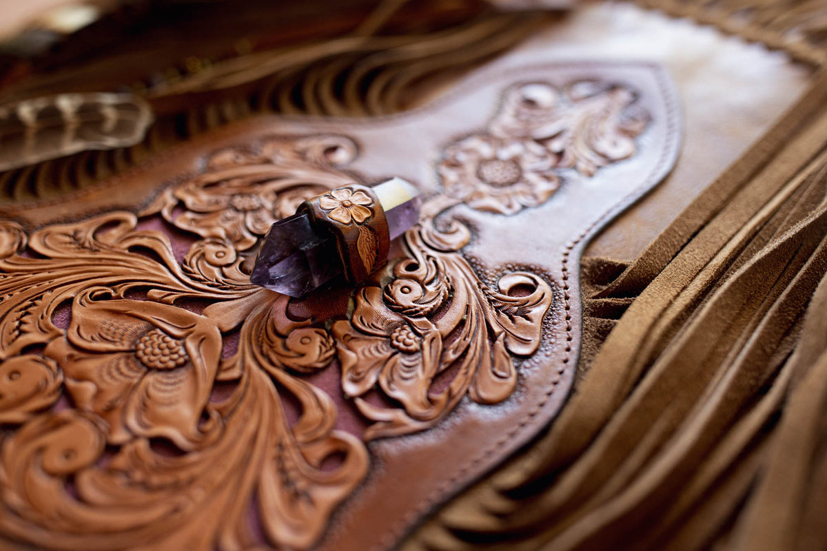 Dusty Mountain Bag with Amethyst
