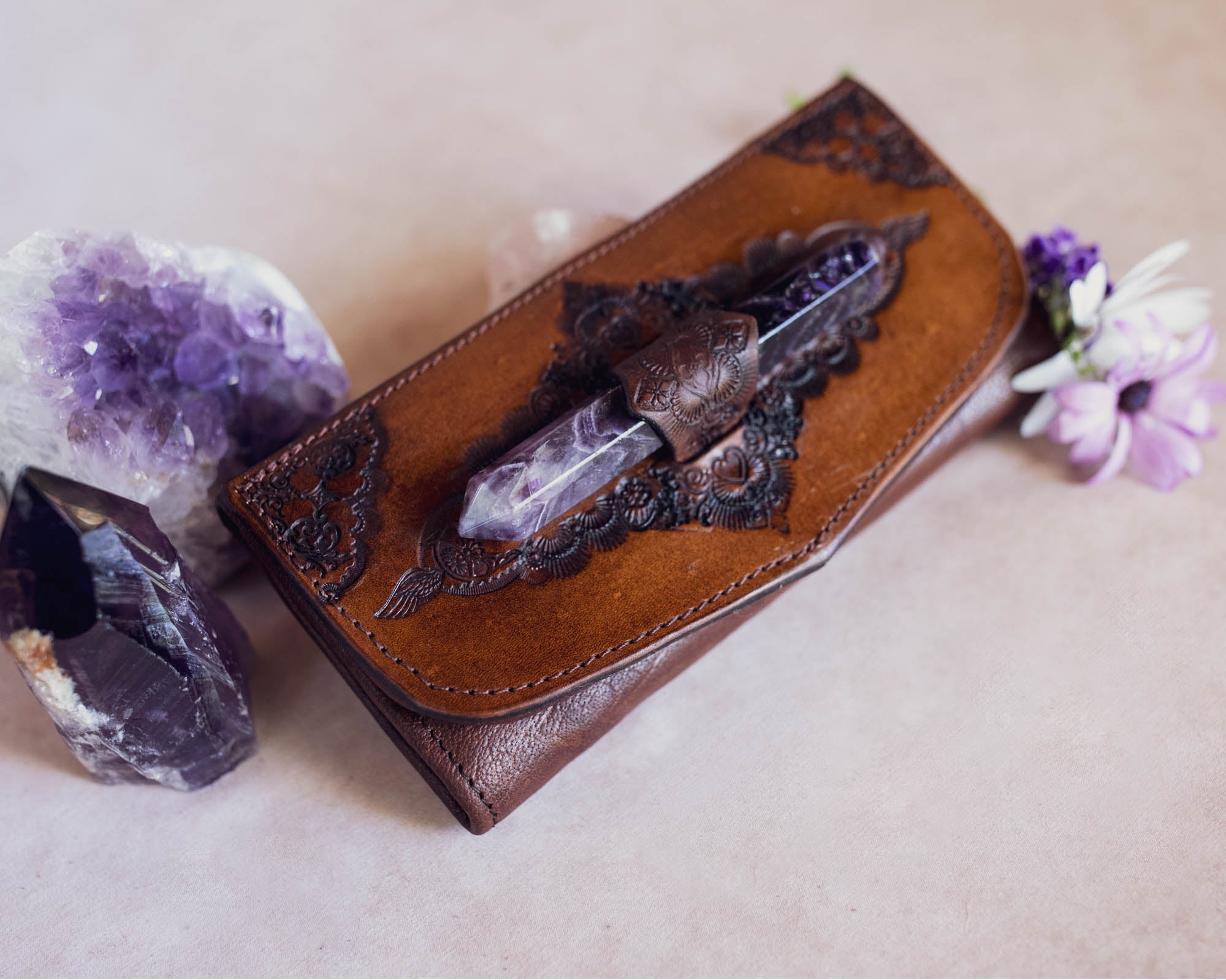 Priestess Wallet with Amethyst - Buffalo Girl®